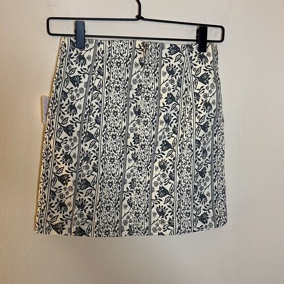 Free People Modern Femme Denim Miniskirt Size 0 - Picture 6 of 8